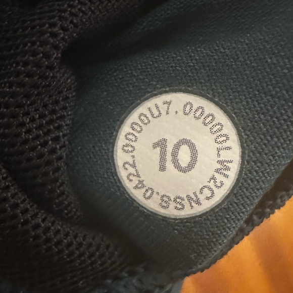 Lululemon Wunder Train Longline Bra *Medium Support, C/D Cup Sz 10 - Picture 4 of 4